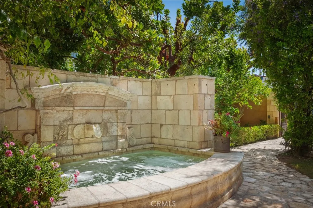 346 Via Lido Soud Newport Beach, CA 92663