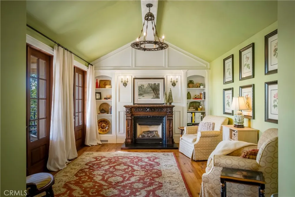 346 Via Lido Soud Newport Beach, CA 92663