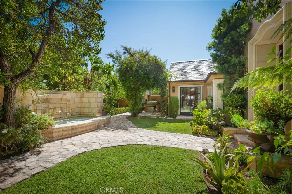 346 Via Lido Soud Newport Beach, CA 92663