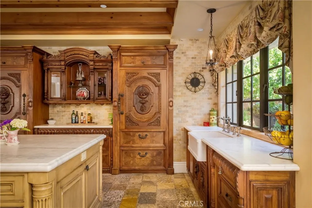 346 Via Lido Soud Newport Beach, CA 92663