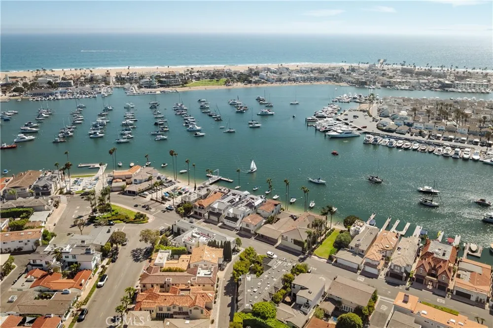 346 Via Lido Soud Newport Beach, CA 92663