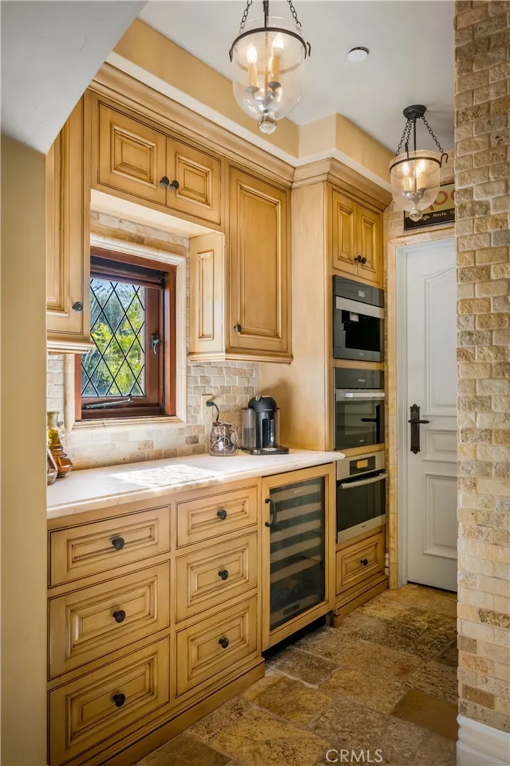 346 Via Lido Soud Newport Beach, CA 92663