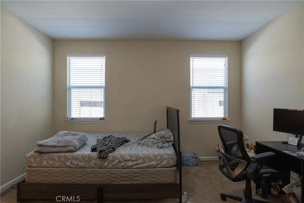 4869 Langley Way Merced, CA 95348