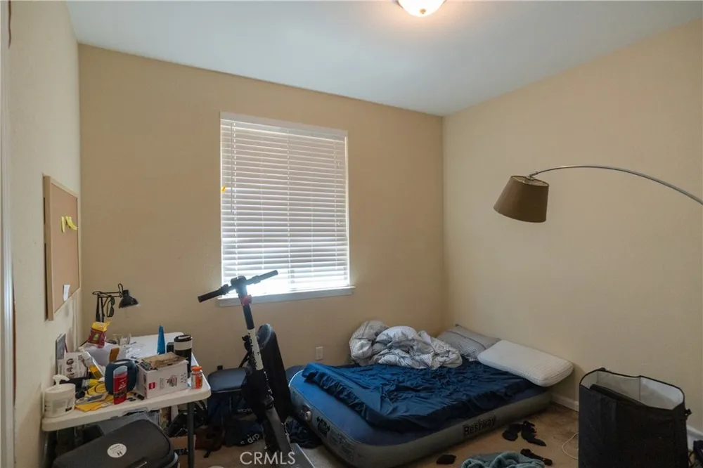 4869 Langley Way Merced, CA 95348