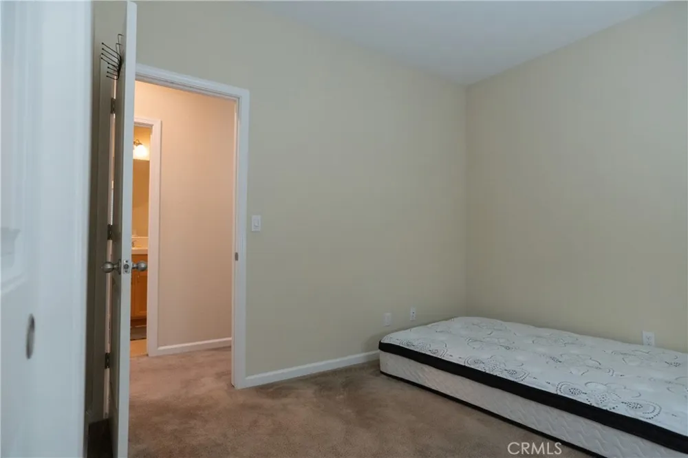 4869 Langley Way Merced, CA 95348