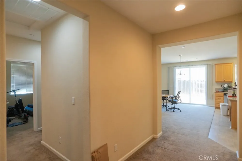 4869 Langley Way Merced, CA 95348