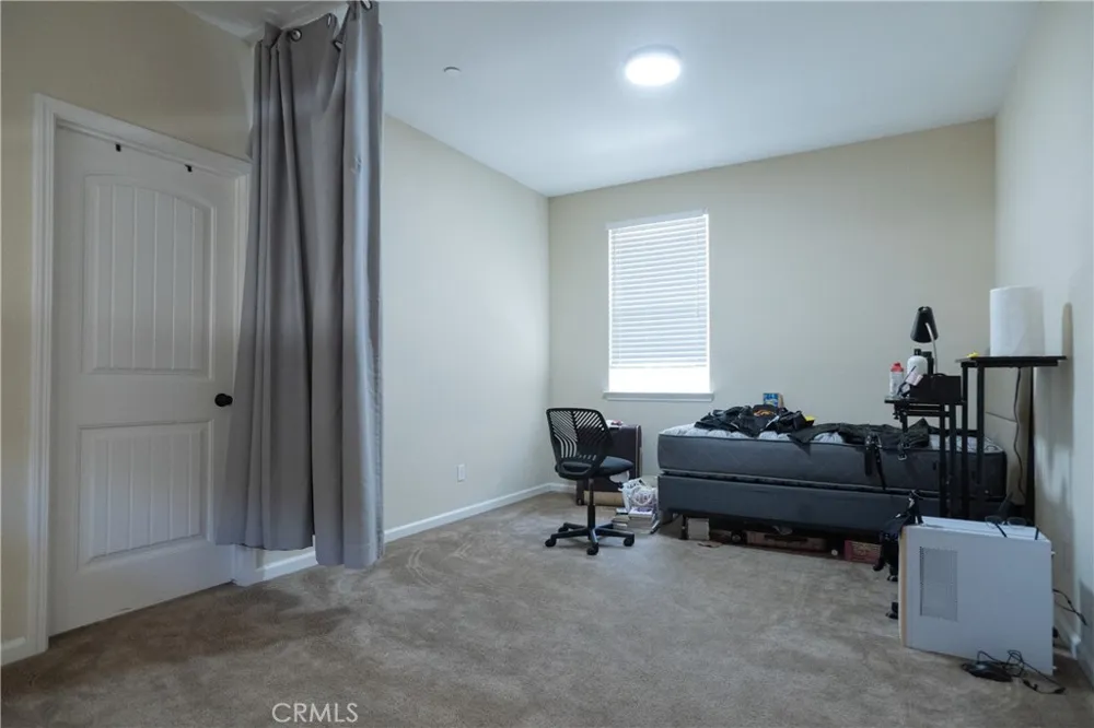 4869 Langley Way Merced, CA 95348
