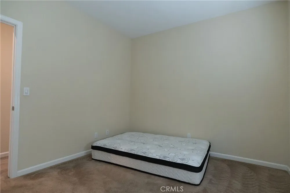 4869 Langley Way Merced, CA 95348