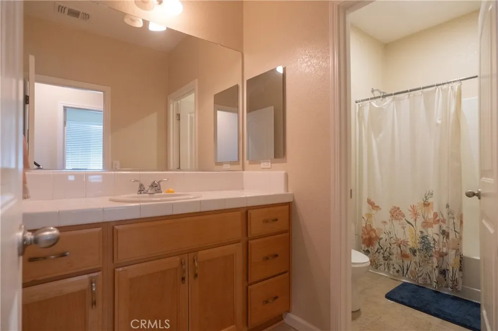 4869 Langley Way Merced, CA 95348