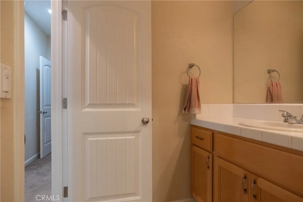 4869 Langley Way Merced, CA 95348