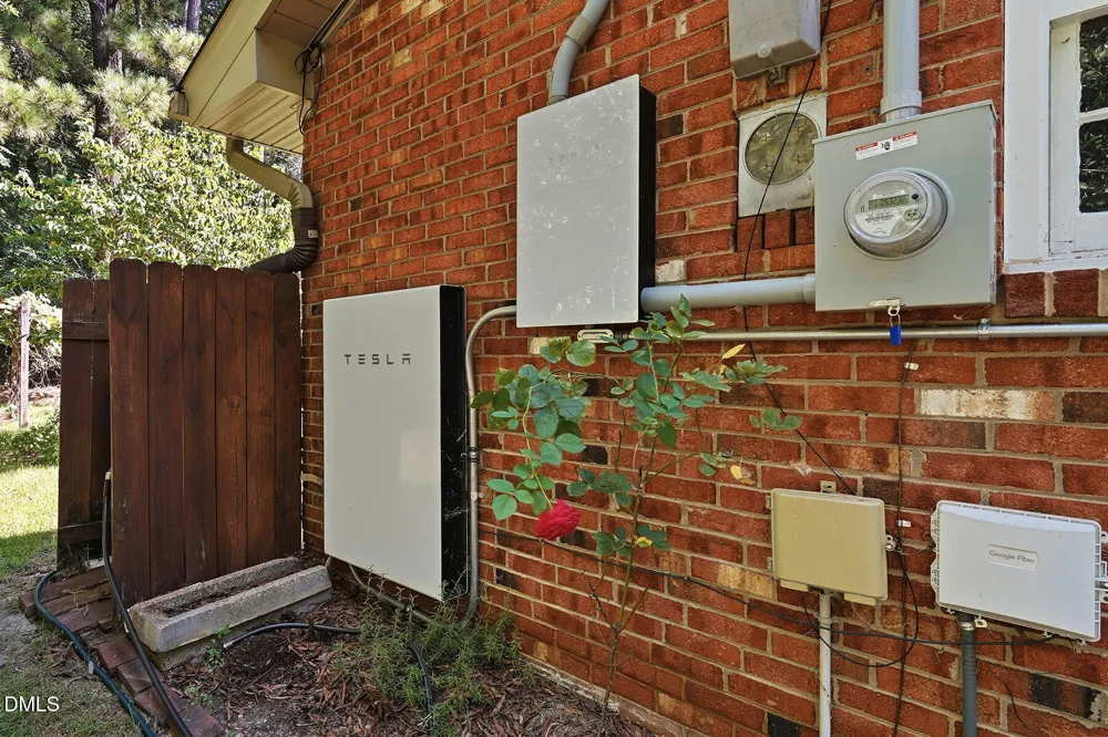5009 Stockton Drive Raleigh, NC 27606
