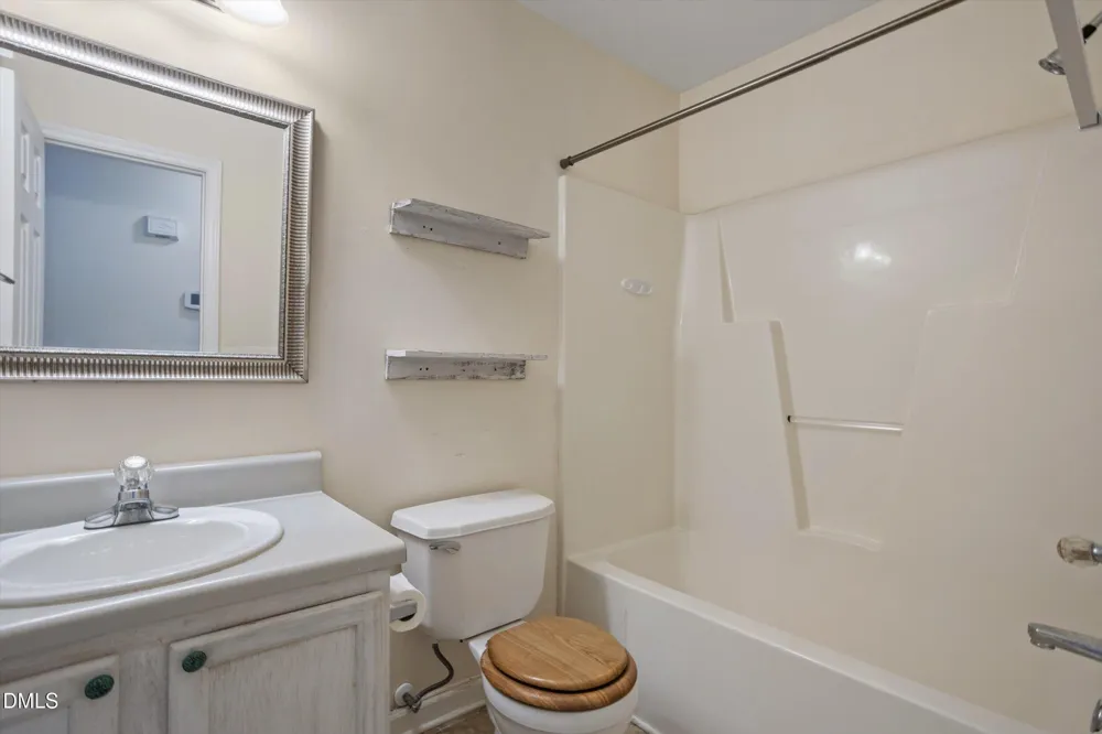 214 Highgate Circle Wake Forest, NC 27587