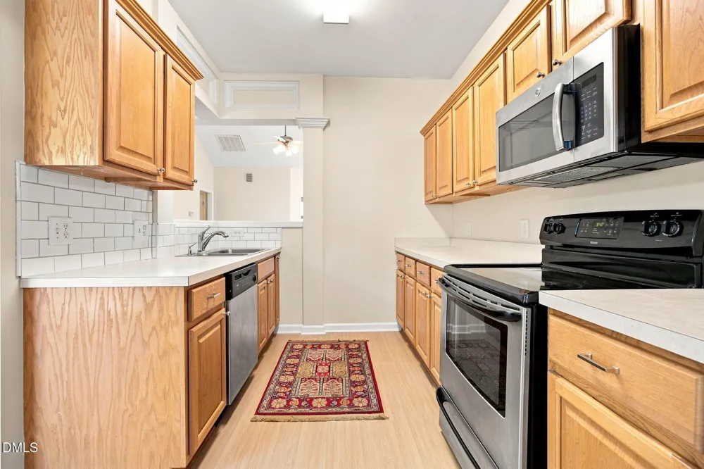 8111 Willowglen Drive Raleigh, NC 27616