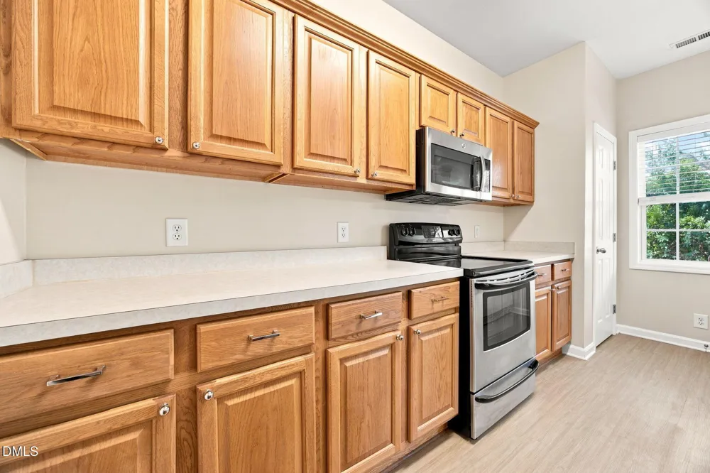 8111 Willowglen Drive Raleigh, NC 27616