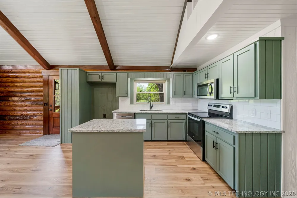 25925 Riverbirch Road Claremore, OK 74019