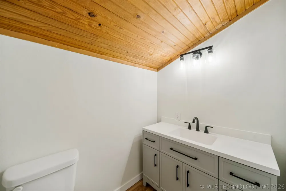 25925 Riverbirch Road Claremore, OK 74019