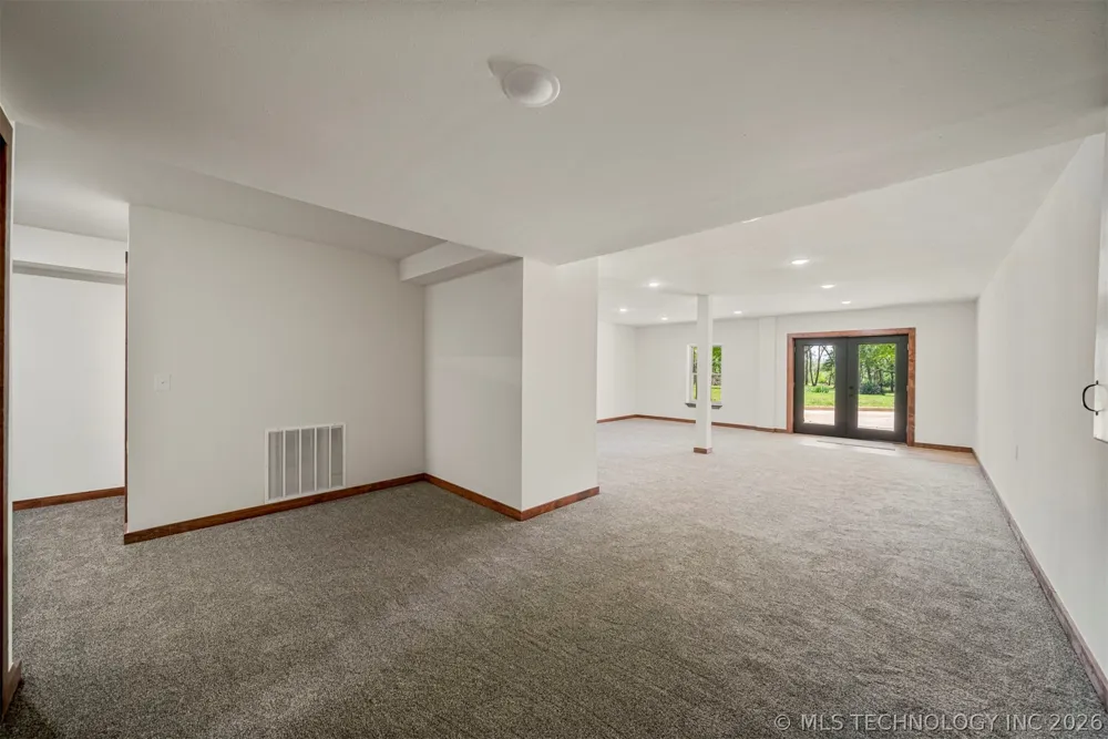 25925 Riverbirch Road Claremore, OK 74019