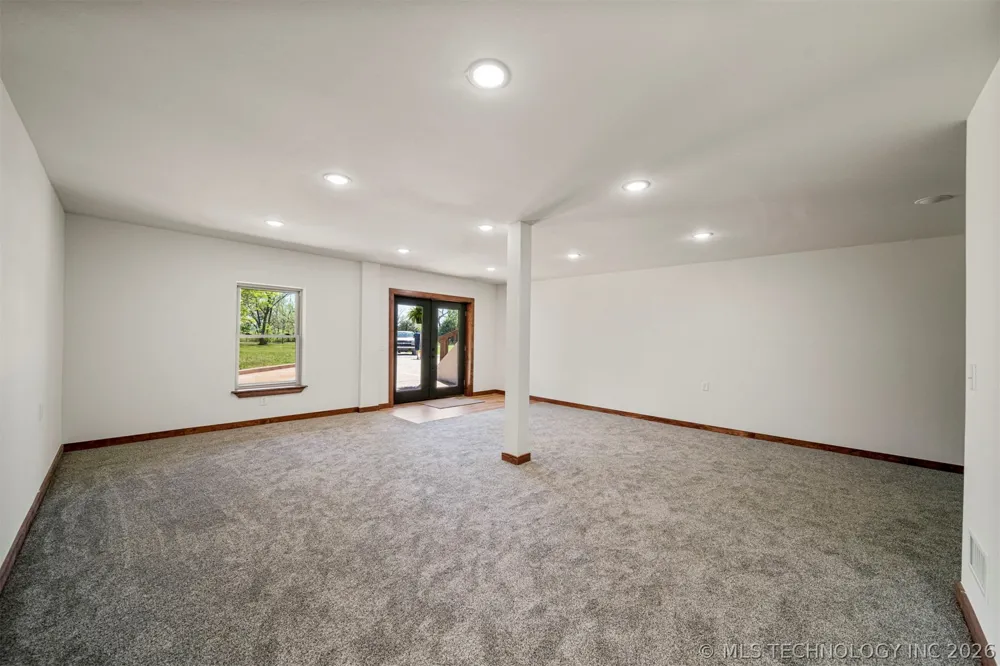25925 Riverbirch Road Claremore, OK 74019
