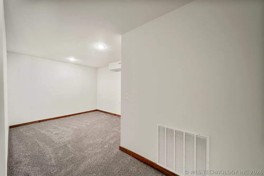 25925 Riverbirch Road Claremore, OK 74019