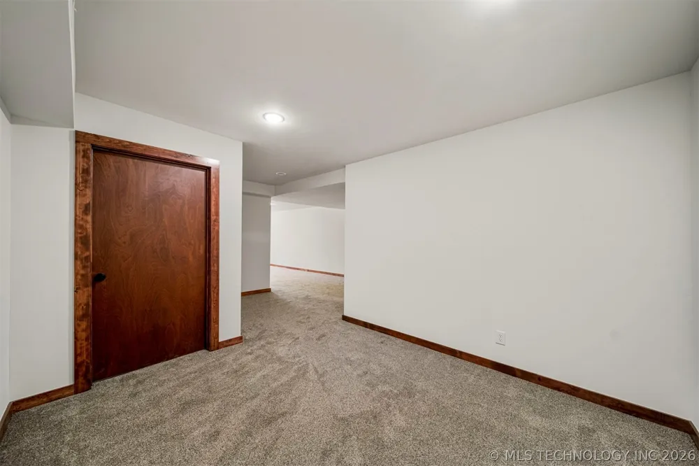 25925 Riverbirch Road Claremore, OK 74019