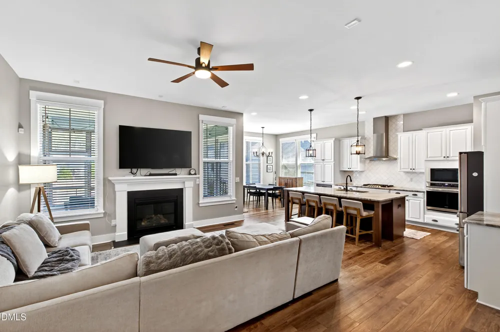 305 Azalea View Way Holly Springs, NC 27540