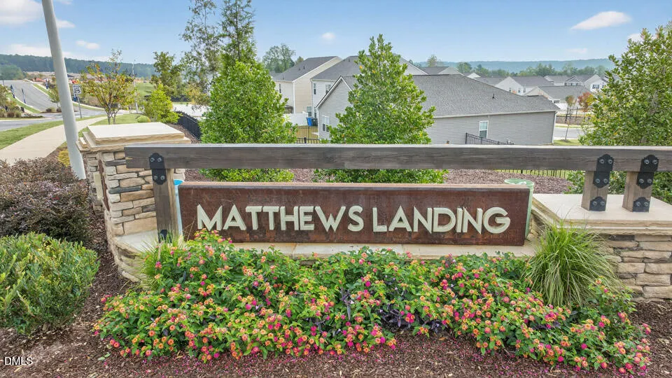 162 Rusling Leaf Drive Fuquay Varina, NC 27526