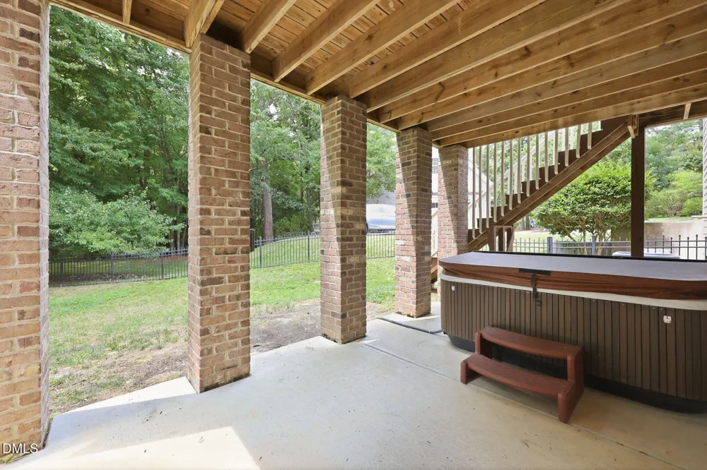 8401 Chelridge Drive Wake Forest, NC 27587