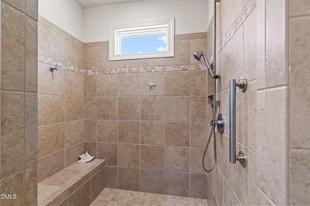 4127 The Knolls Cl Pittsboro, NC 27312