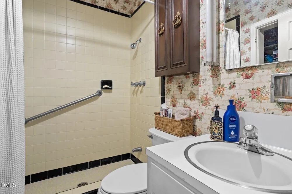 301 Carolina Avenue Asheboro, NC 27203
