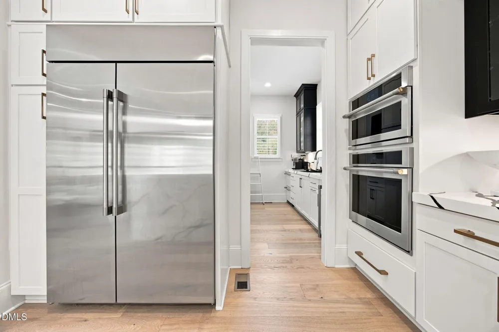 2804 Anderson Drive Raleigh, NC 27608