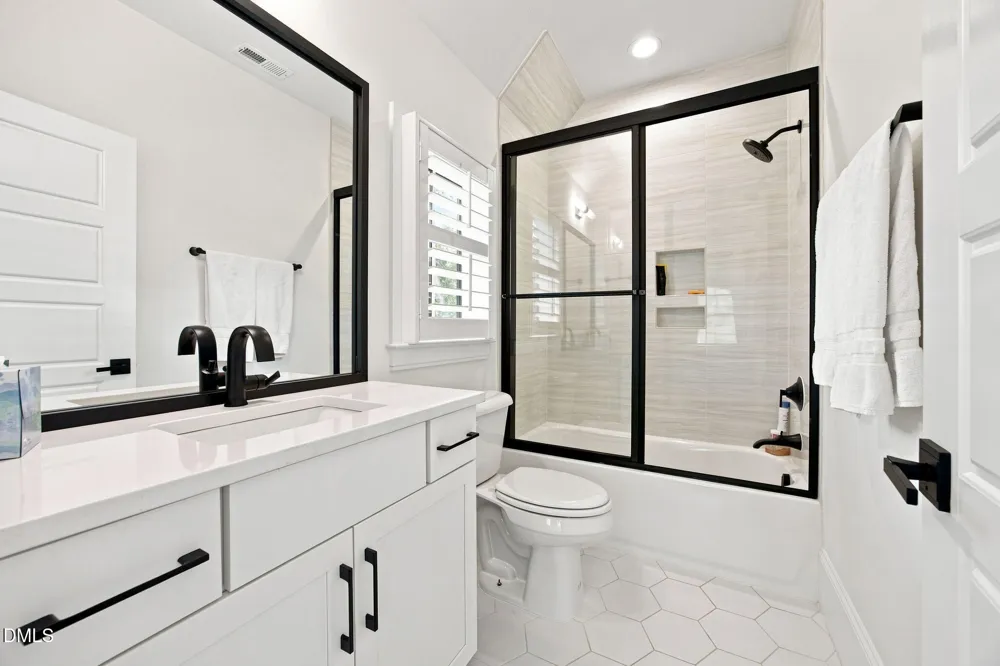 2804 Anderson Drive Raleigh, NC 27608