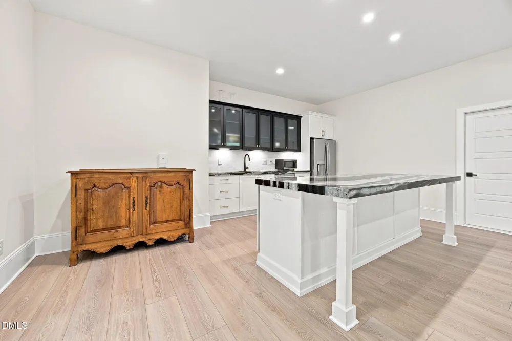 2804 Anderson Drive Raleigh, NC 27608