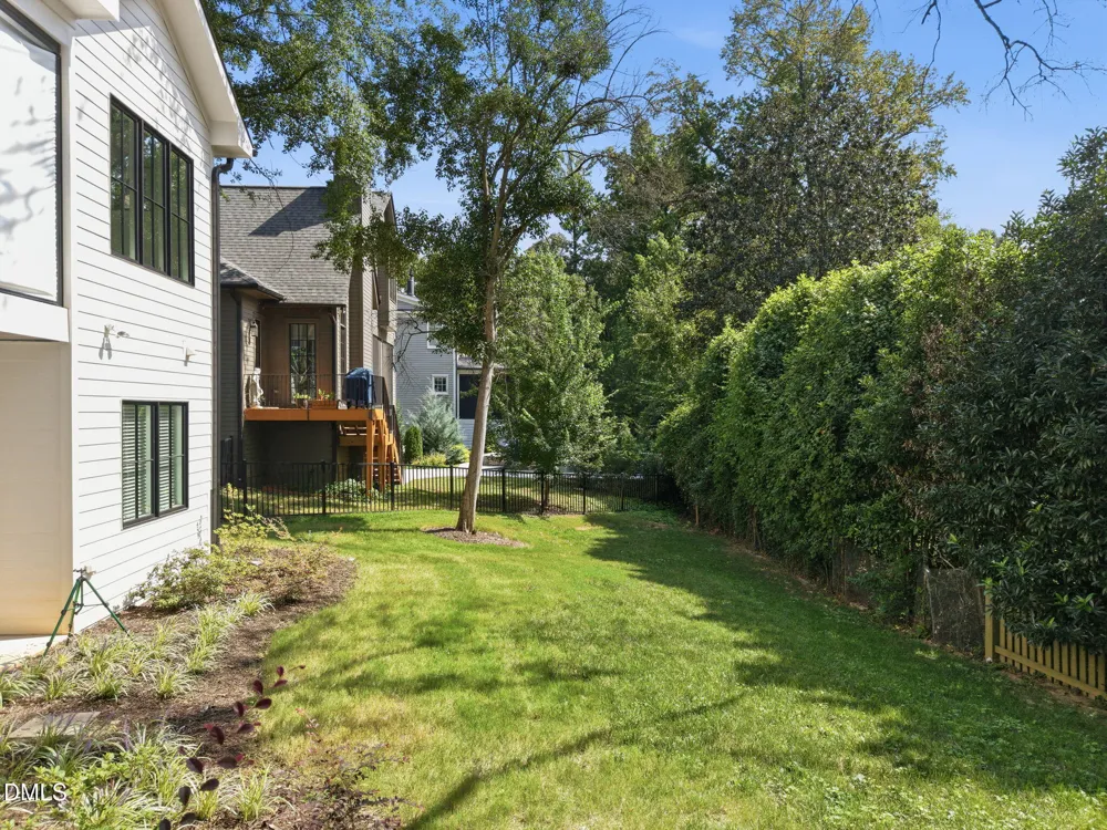2804 Anderson Drive Raleigh, NC 27608