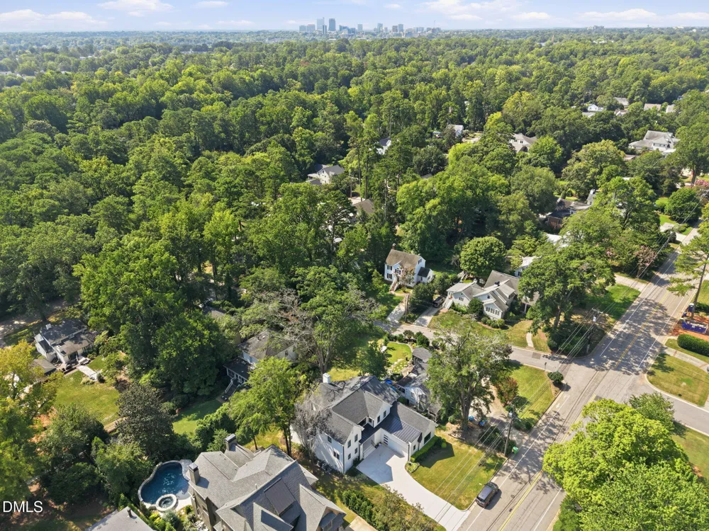2804 Anderson Drive Raleigh, NC 27608