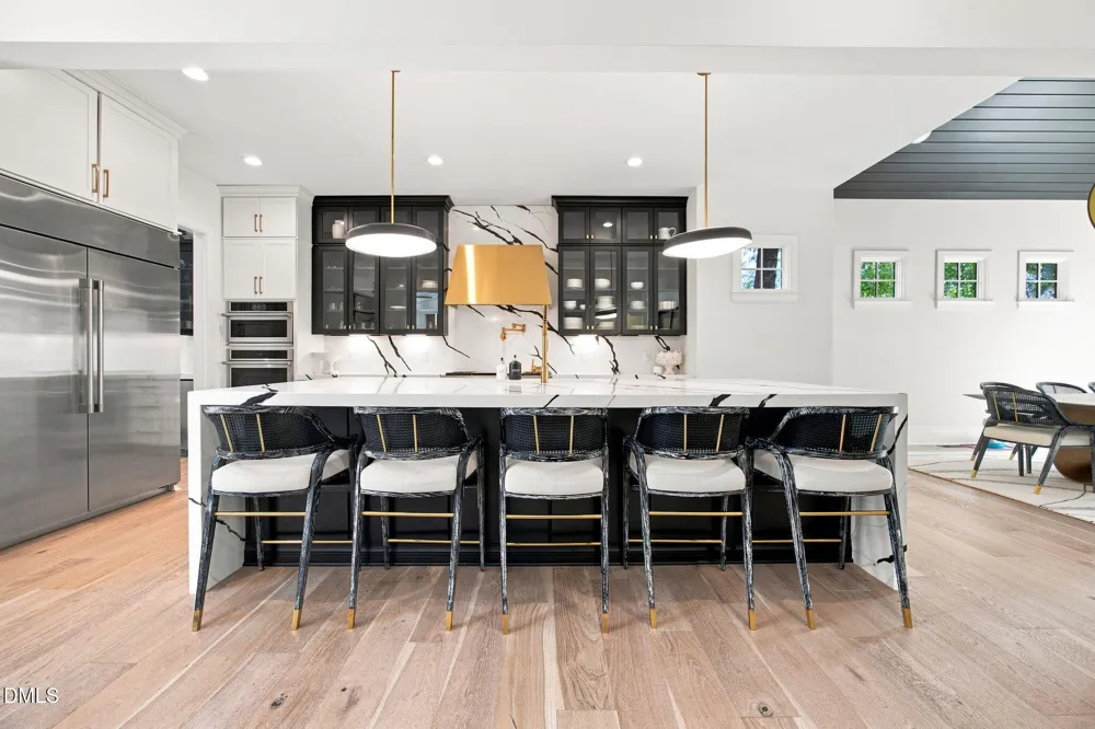 2804 Anderson Drive Raleigh, NC 27608