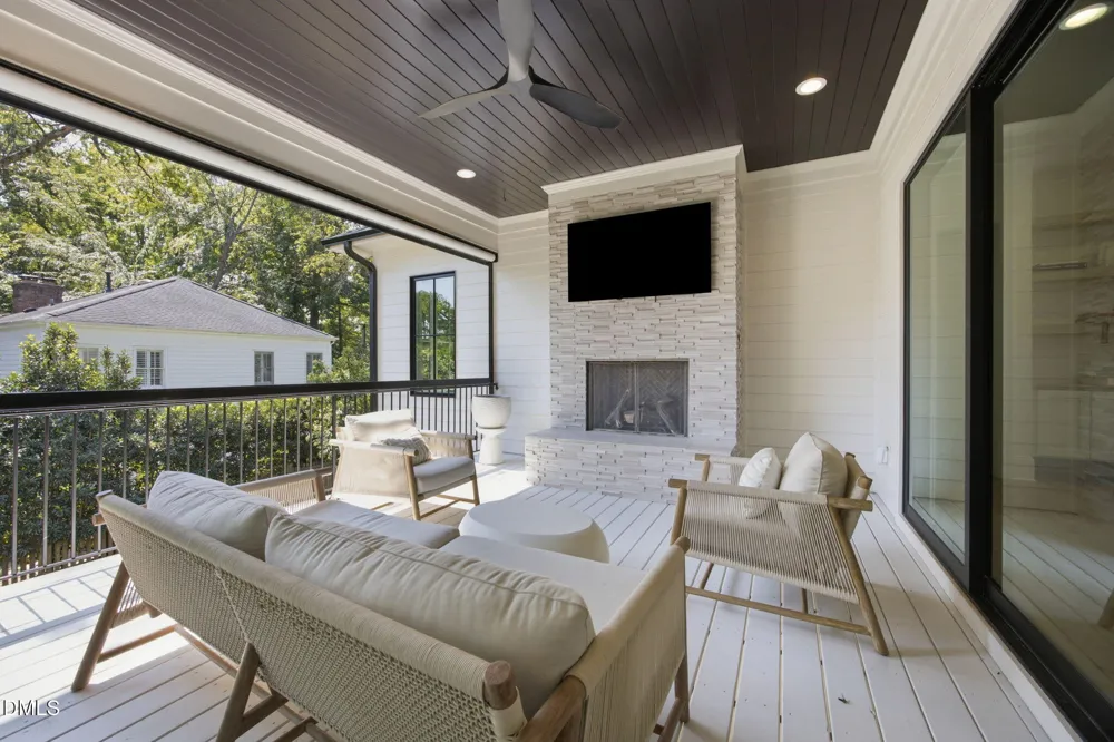 2804 Anderson Drive Raleigh, NC 27608