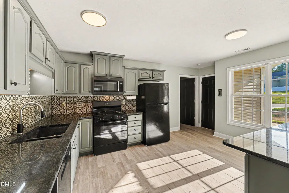 596 Colonial Hills Drive Lillington, NC 27546