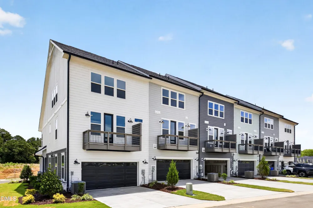 3135 White Rail Drive Fuquay Varina, NC 27526