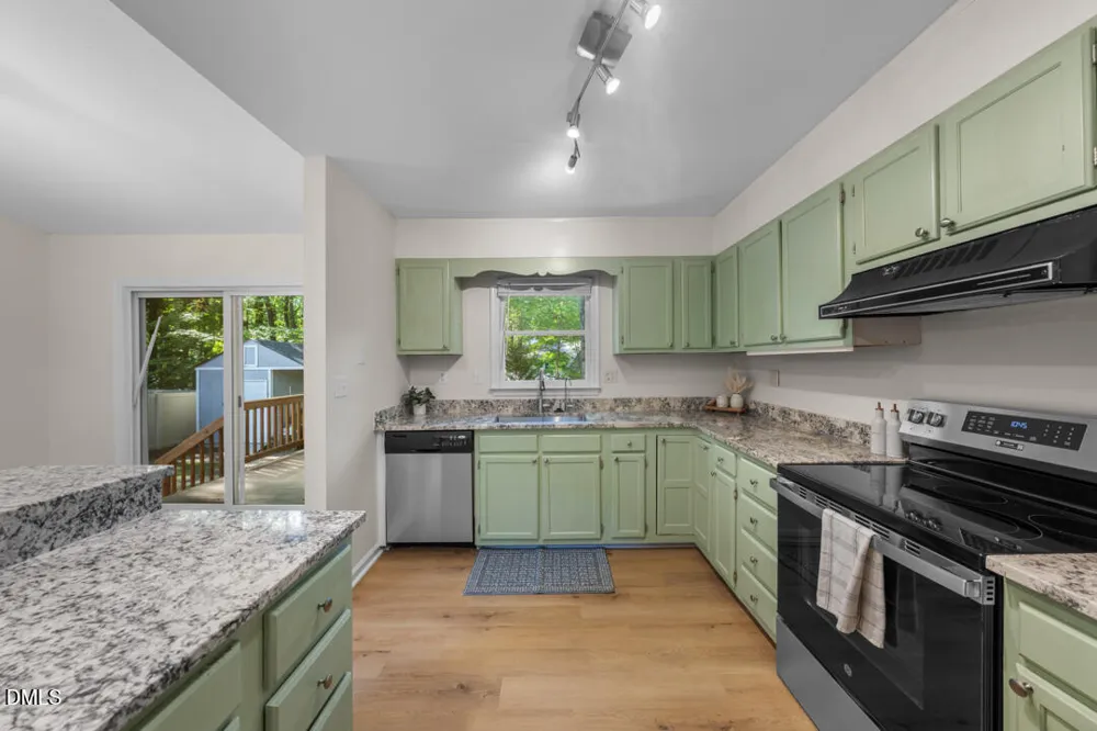 223 Trillingham Lane Cary, NC 27513