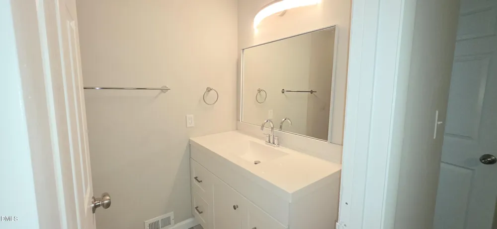 220 Elizabeth Street #Apt A18 Chapel Hill, NC 27514