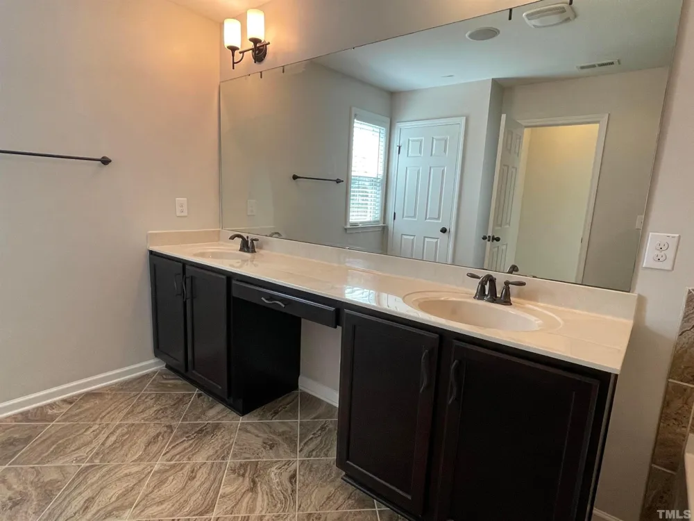 1454 Glenwater Drive Cary, NC 27519