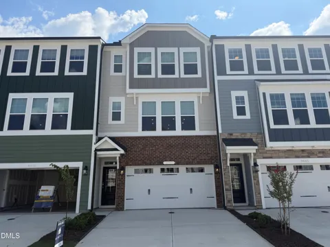 9041 Hazy Jade Way
