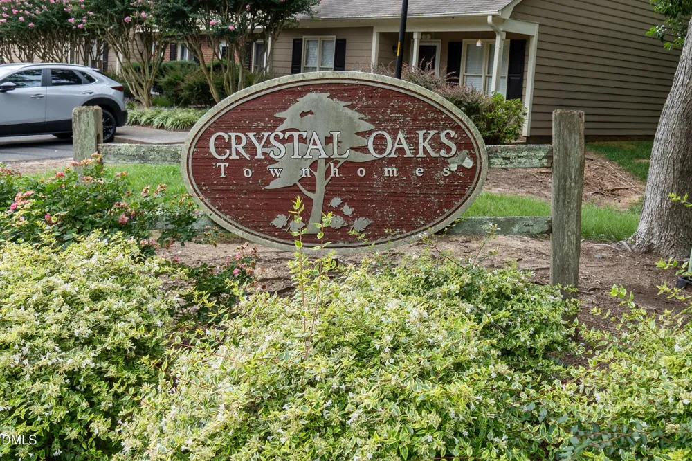 61 Crystal Oaks Court Durham, NC 27707