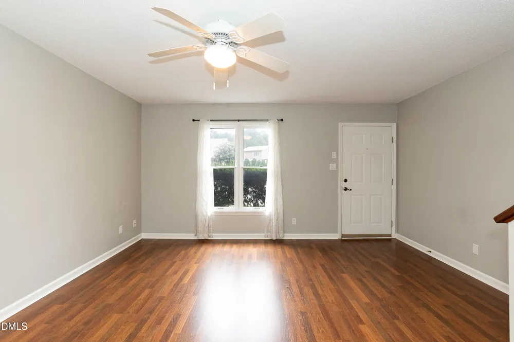 61 Crystal Oaks Court Durham, NC 27707