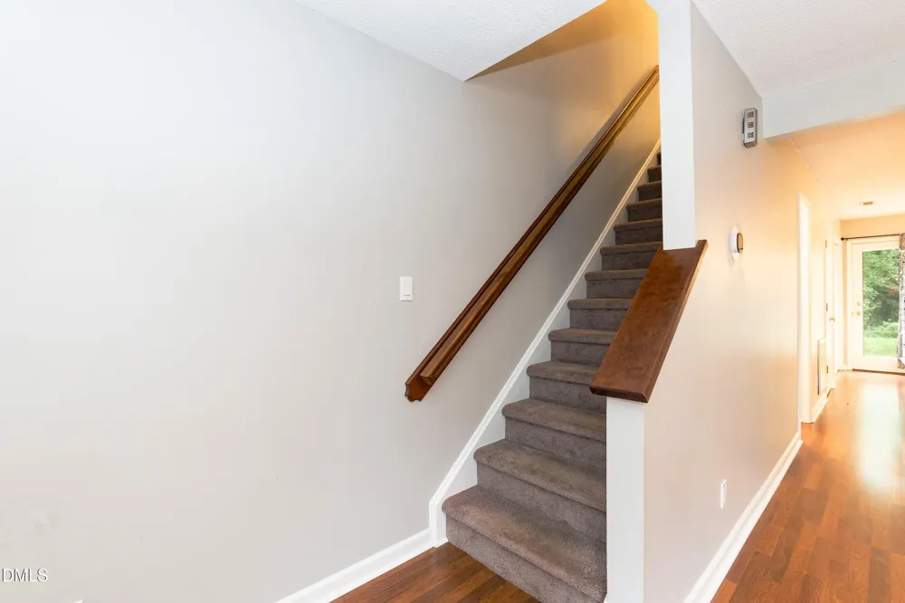 61 Crystal Oaks Court Durham, NC 27707