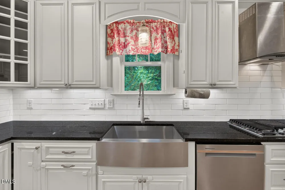 98 W Murray Avenue Durham, NC 27704