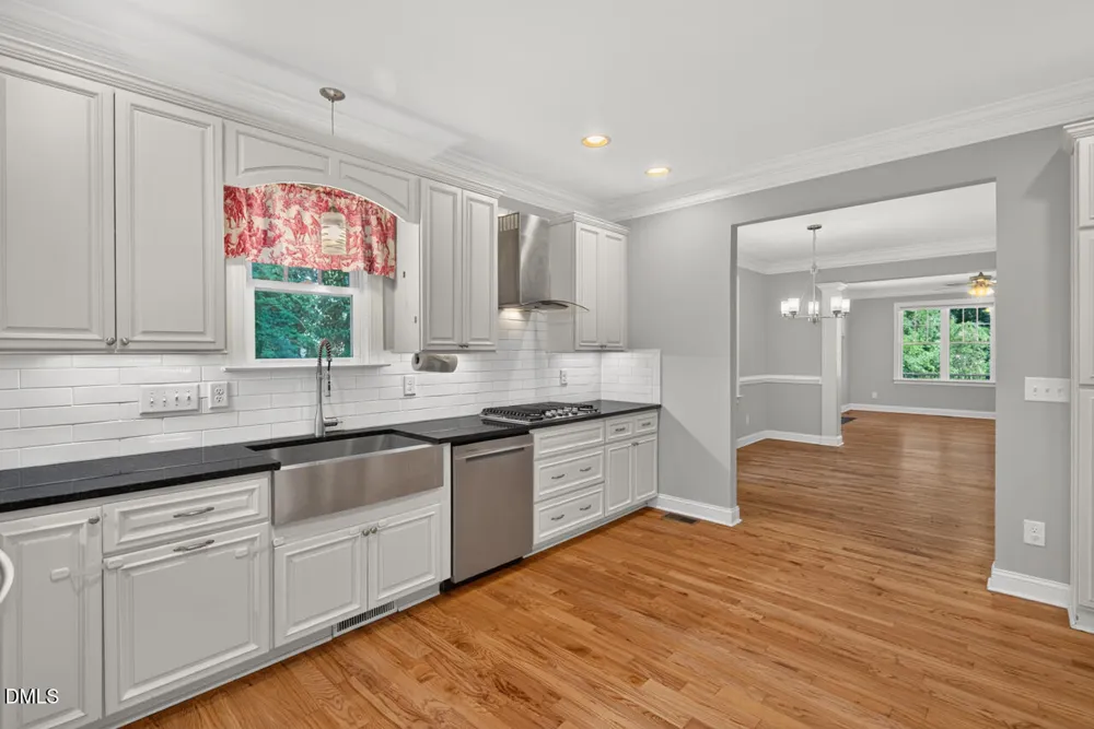 98 W Murray Avenue Durham, NC 27704