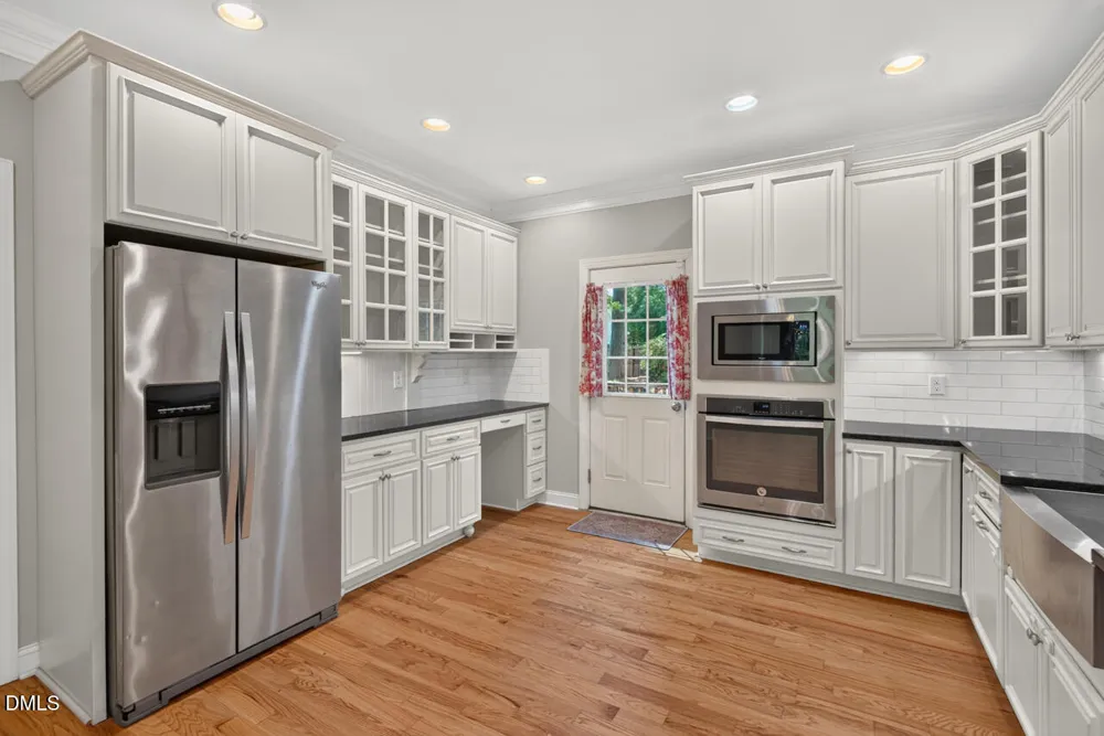 98 W Murray Avenue Durham, NC 27704