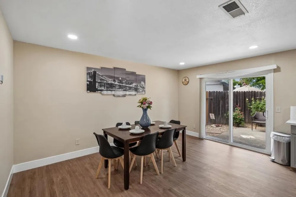 9021 Posada Way Sacramento, CA 95826