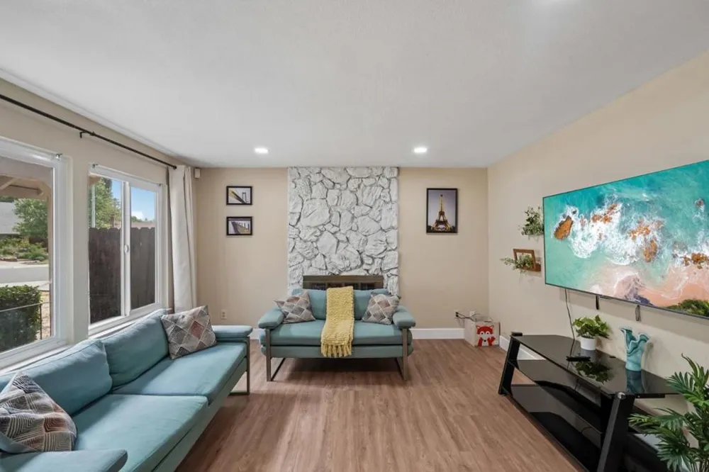 9021 Posada Way Sacramento, CA 95826